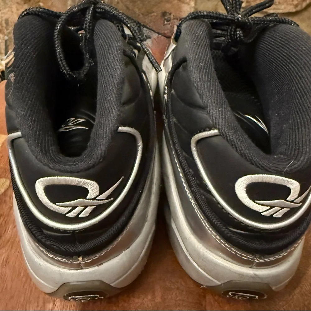 Men Reebox Question - Picture 2 of 5